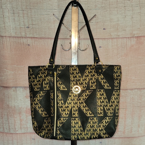 Handbags - MK SADY leather Tote